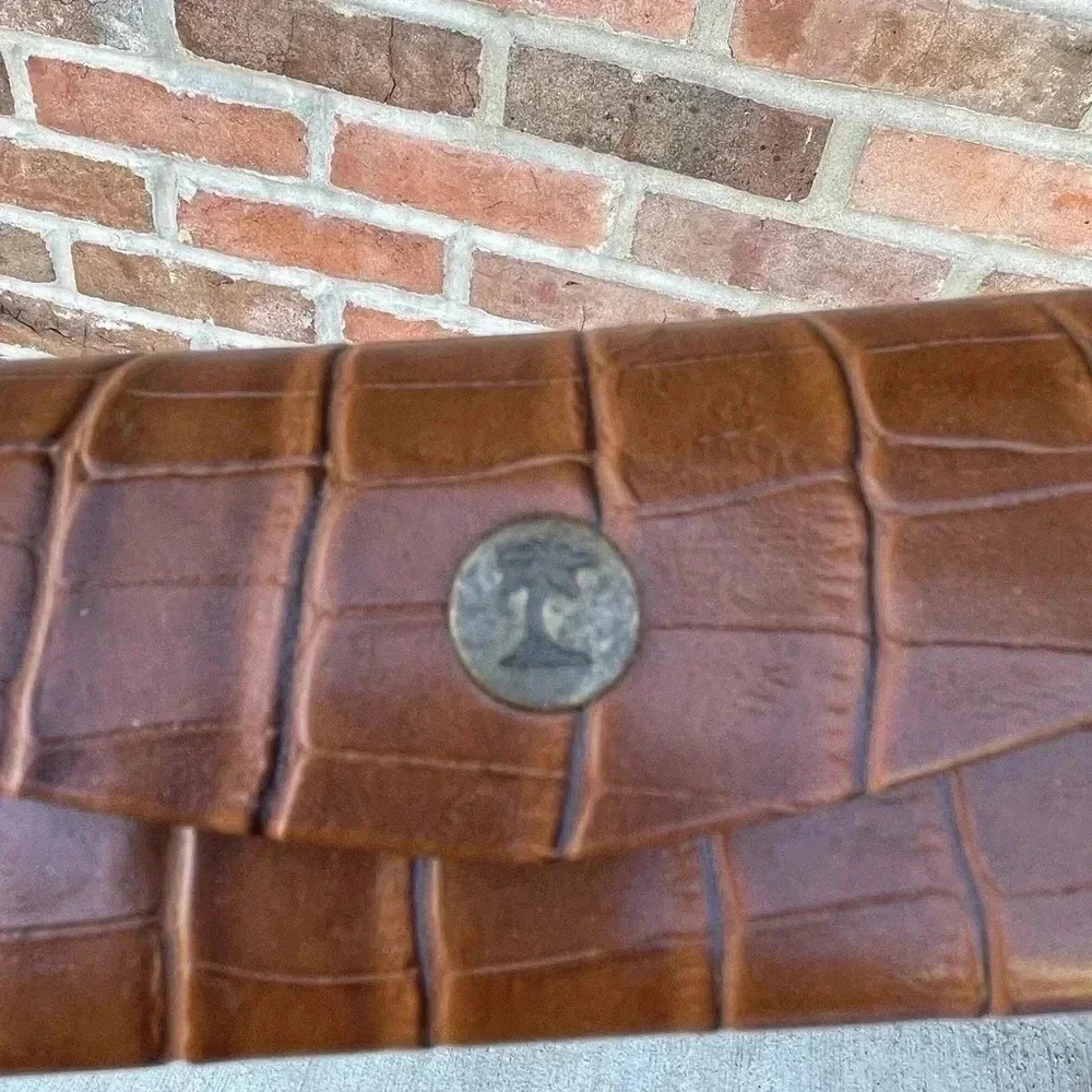 Tommy Bahama Crocodile Alligator Glasses Sunglasses Brown Clamshell Case - Picture 2 of 5
